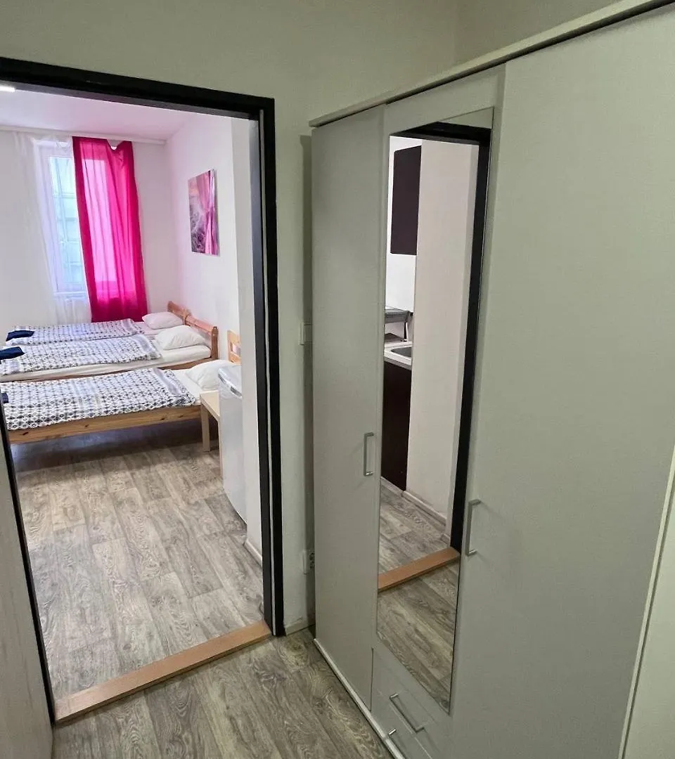 Apartmans With Parking Near City Center Brno